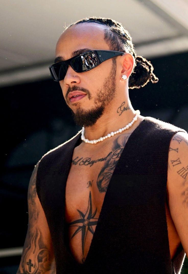 عکس پروفایل Lewis Hamilton