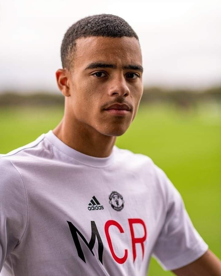 wallpaper for phone Mason Greenwood