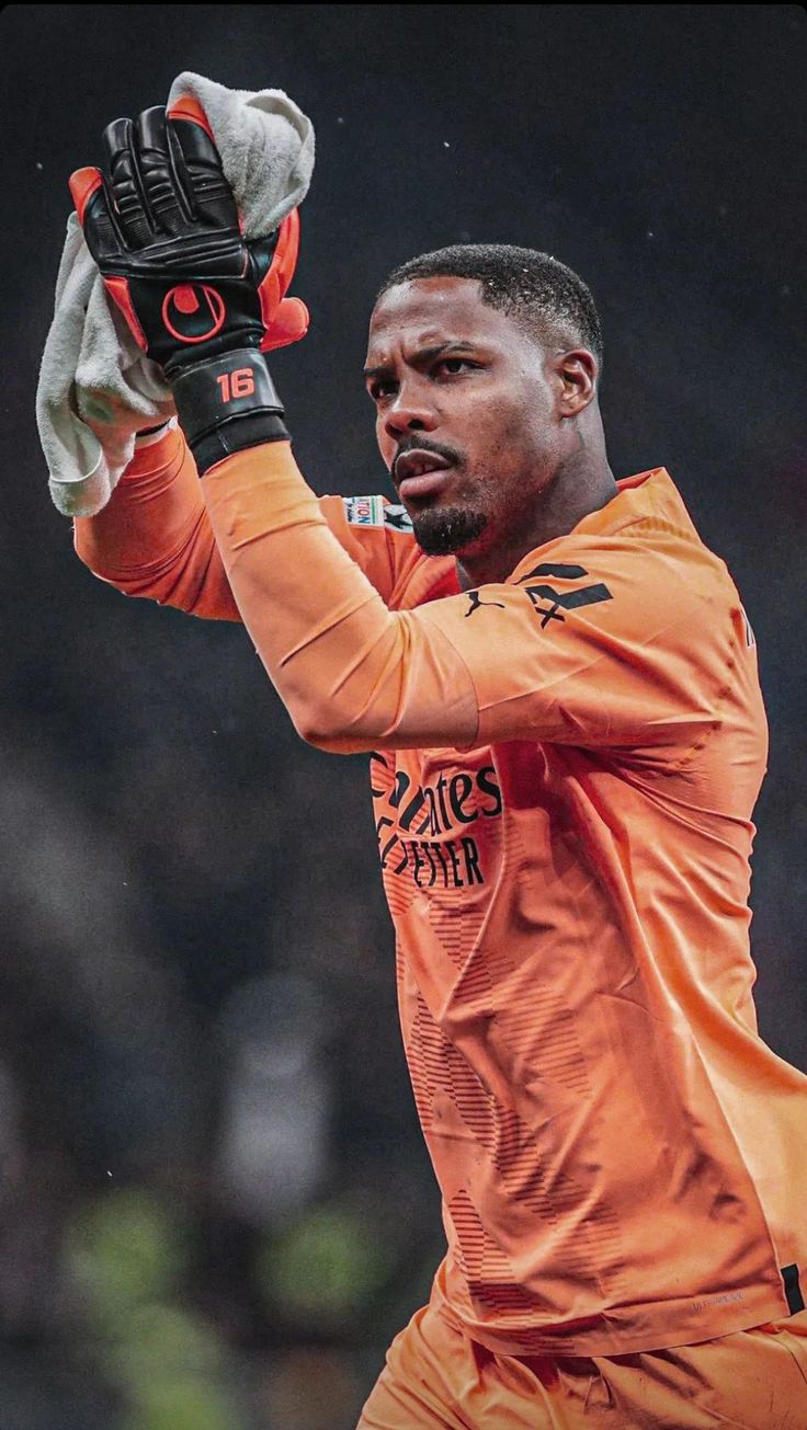 wallpaper mike maignan