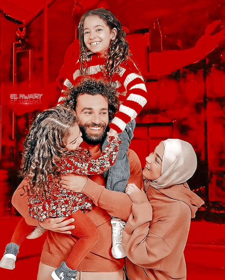 عکس محمد صلاح و همسرش