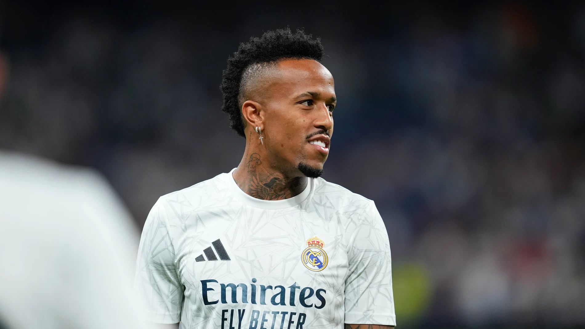 والپیپر کامپیوتر Eder Militao