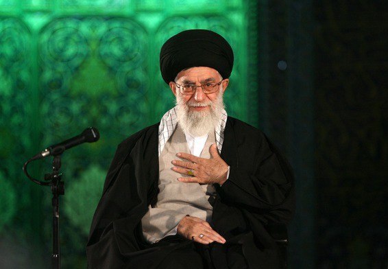 عکس سید علی خامنه‌ای 