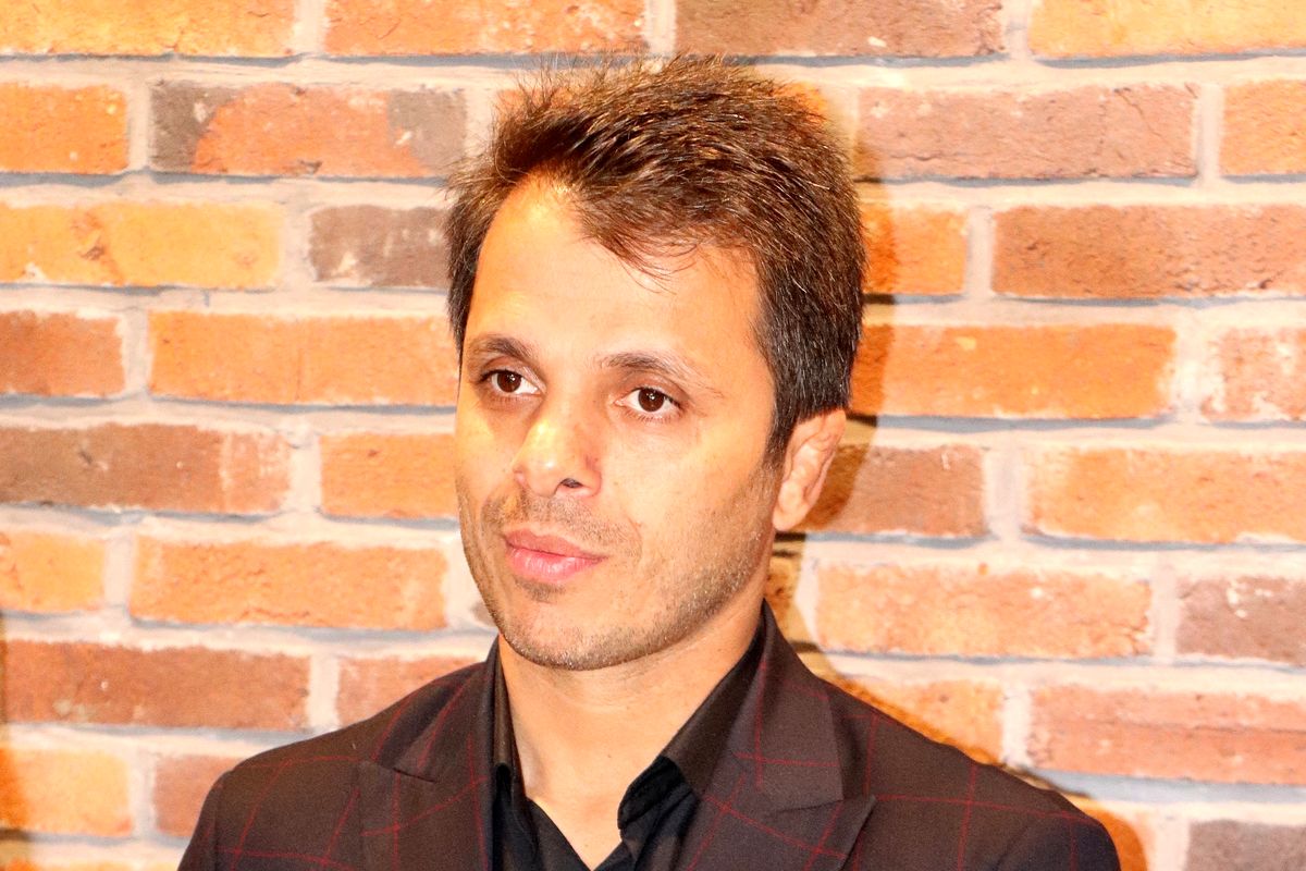 حسن رنگرز والپیپر
