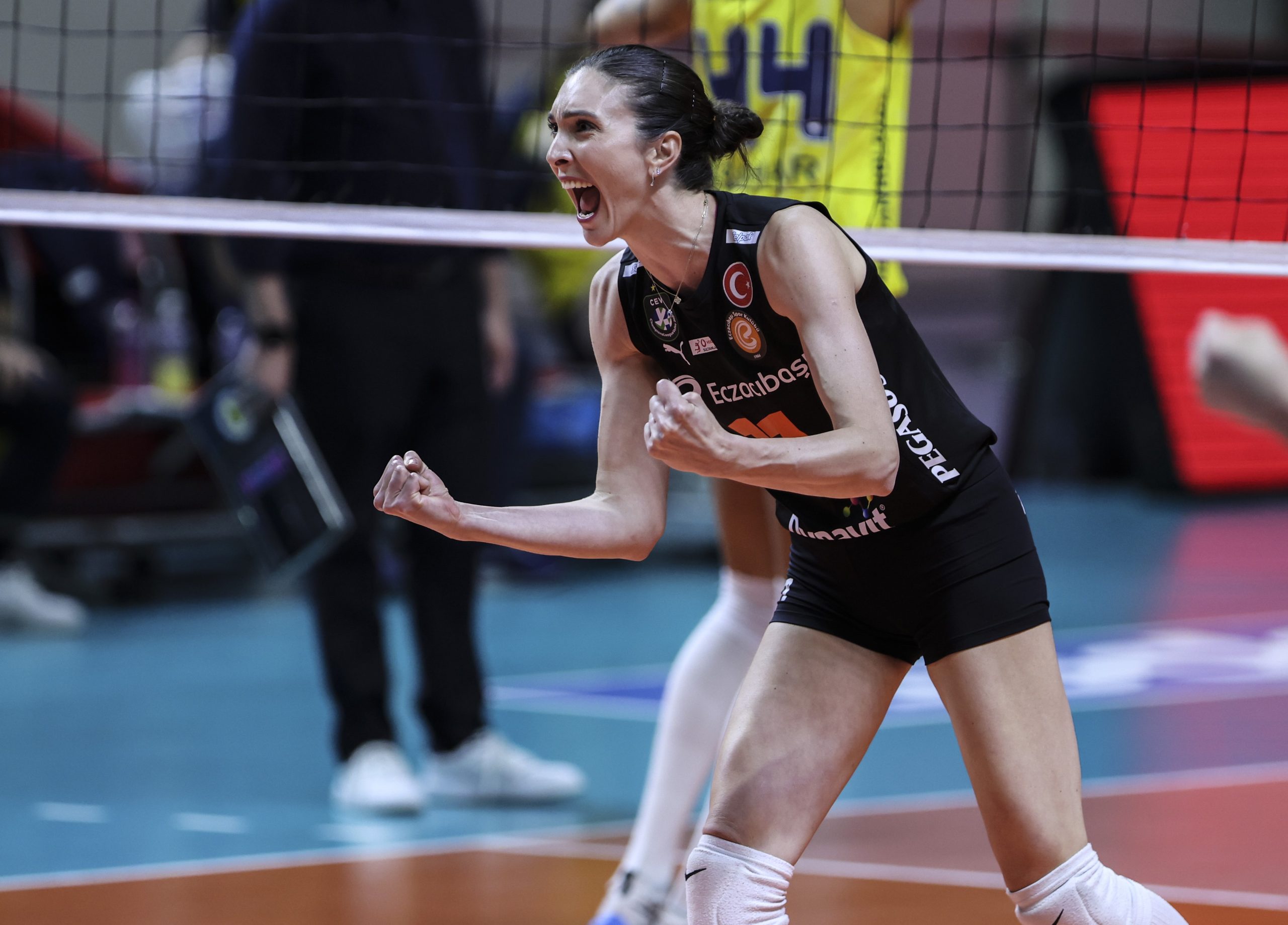 wallpaper for phone Naz Aydemir