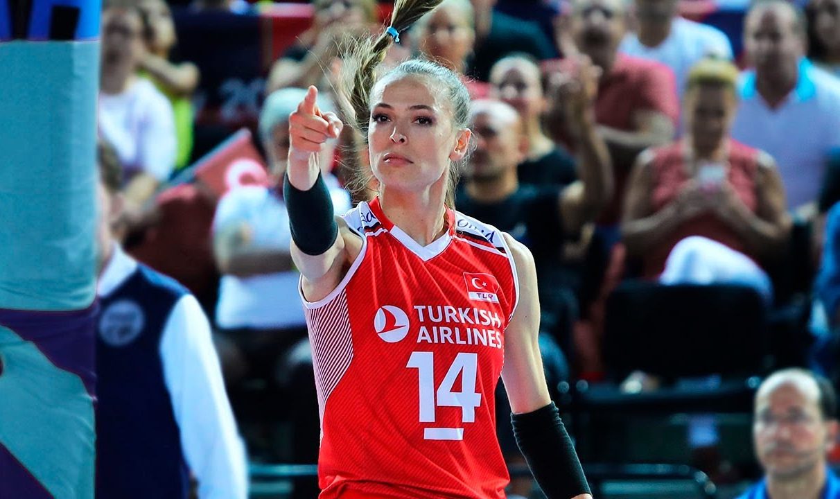 wallpaper hd Eda Erdem