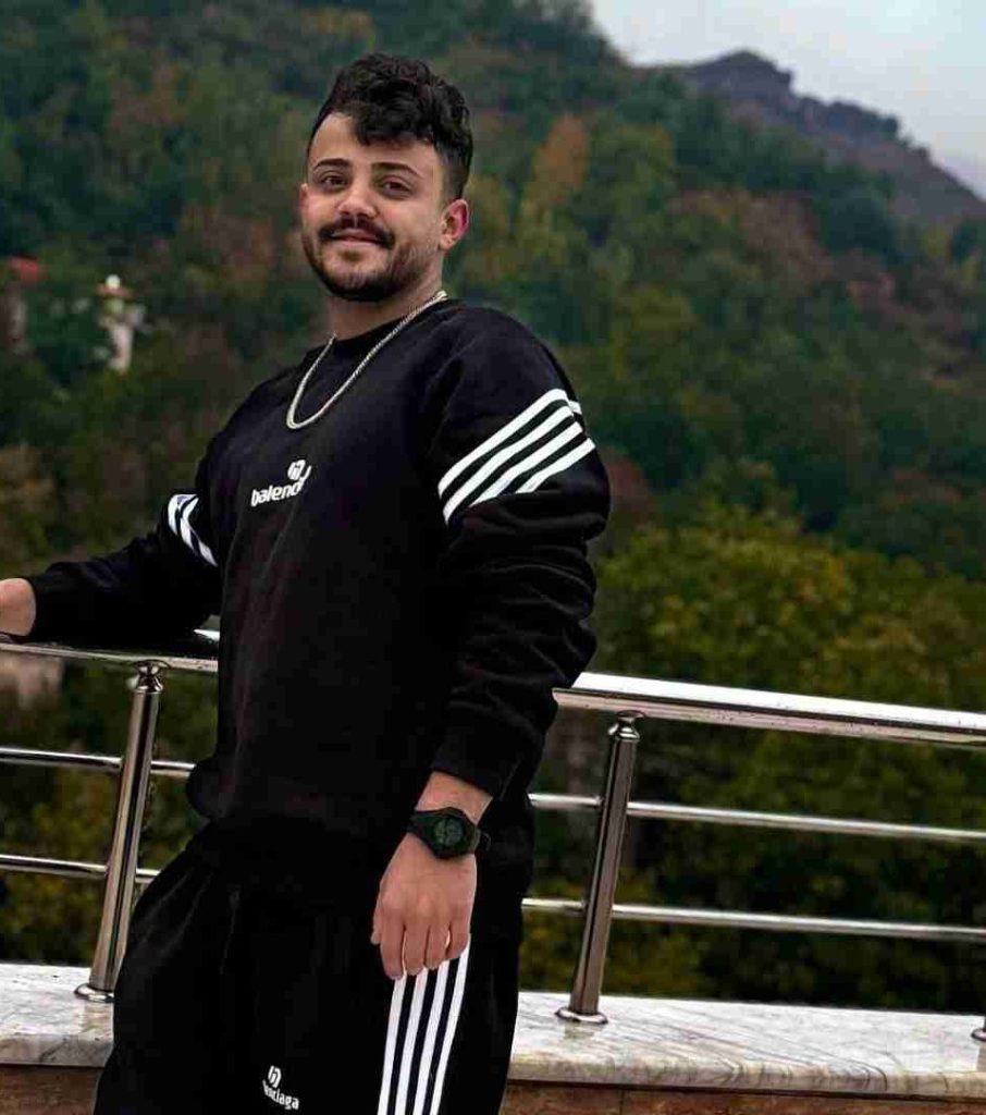 والپیپر محمد ملایی - مجله خبری لیورپول والپیپر محمد ملایی