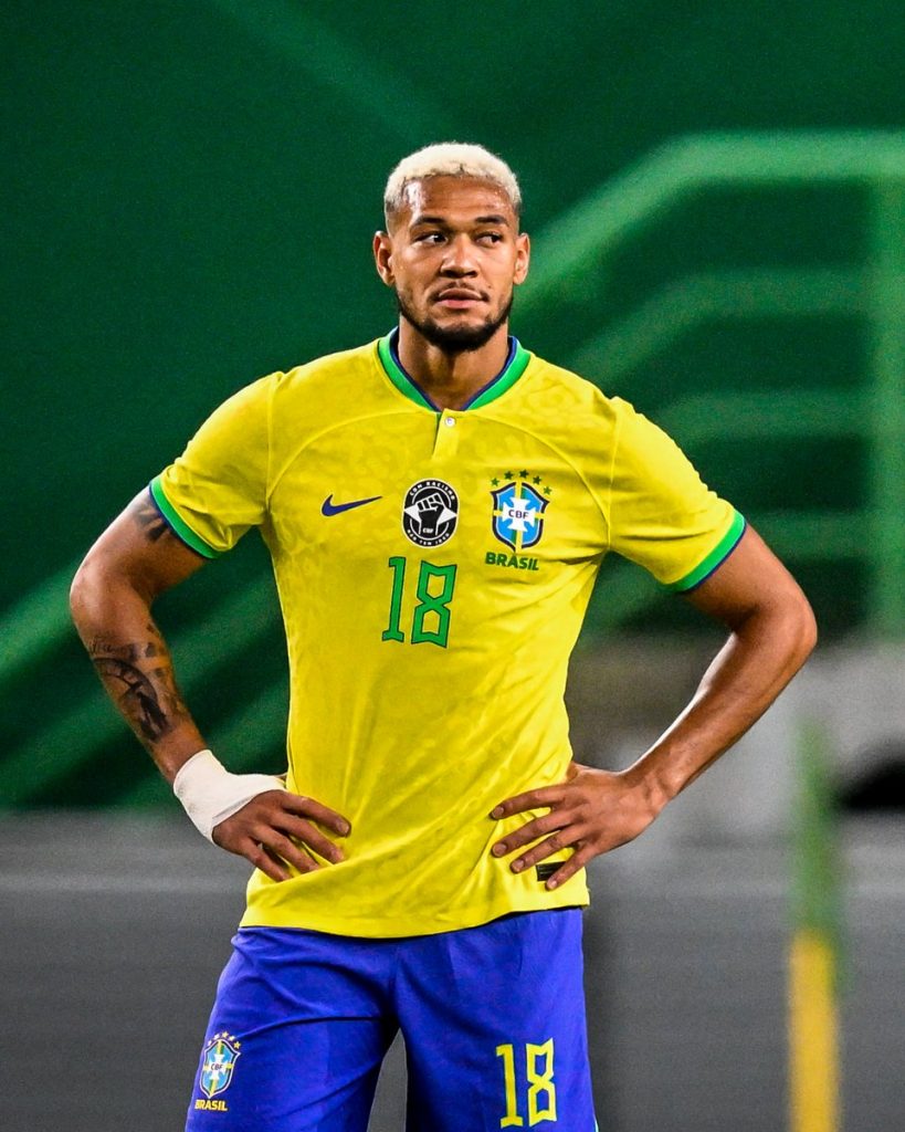 جولینتون - مجله خبری لیورپول جولینتون