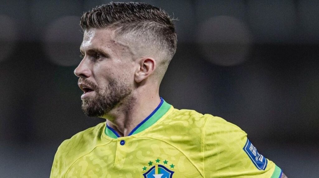 کایو هنریکه - مجله خبری لیورپول کایو هنریکه