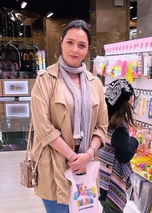 ترانه علیدوستی مستند