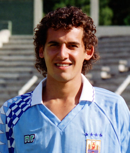 ادگاردو آدینولفی - مجله خبری لیورپول ادگاردو آدینولفی