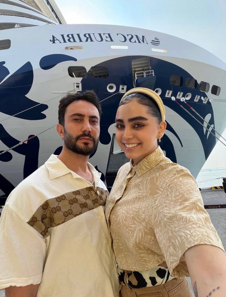 محیا امید بیگی و امید موذنی - مجله خبری لیورپول محیا امید بیگی و امید موذنی