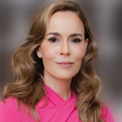 جولیا کوخ - مجله خبری لیورپول جولیا کوخ