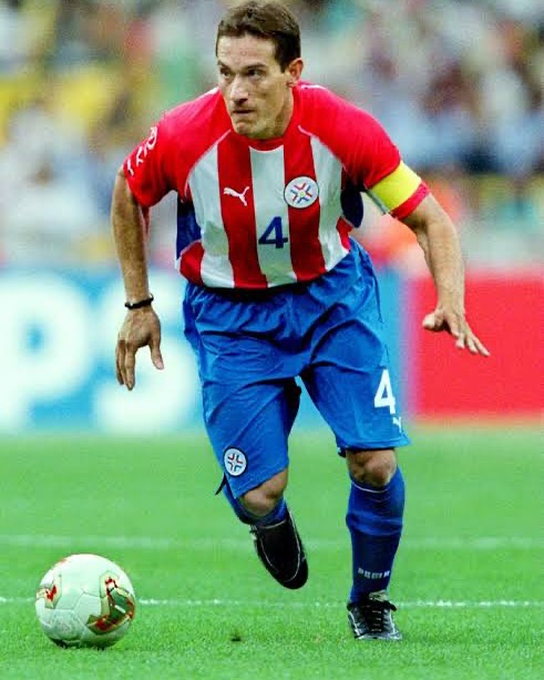 کارلوس گامارا - مجله خبری لیورپول کارلوس گامارا